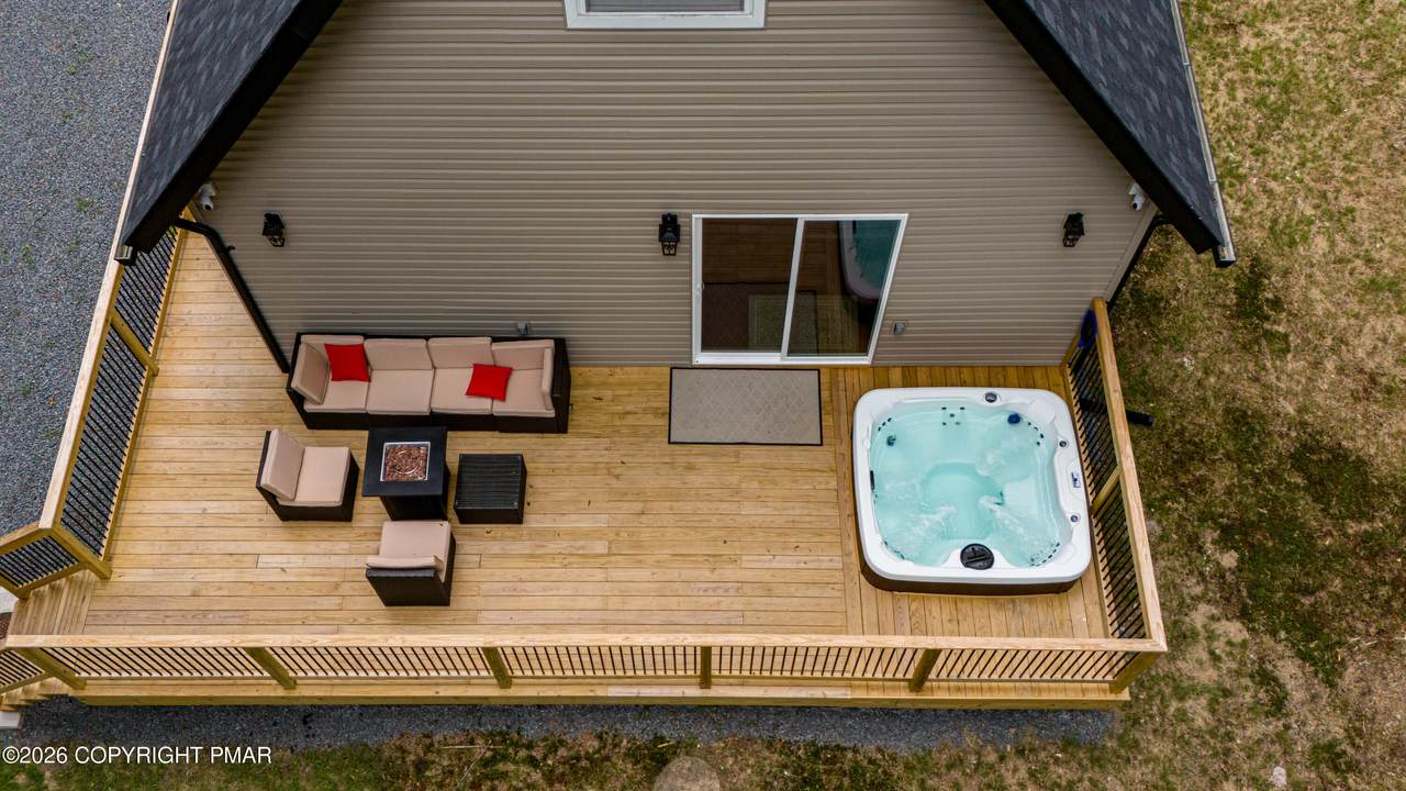 https://bt-photos.global.ssl.fastly.net/pocono/1280_boomver_1_PM-139666-2.jpg