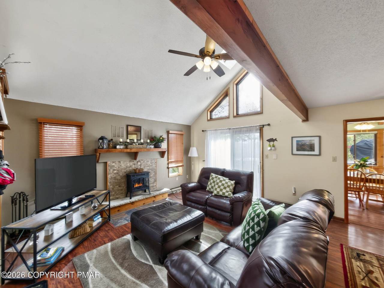 https://bt-photos.global.ssl.fastly.net/pocono/orig_boomver_2_PM-141343-2.jpg