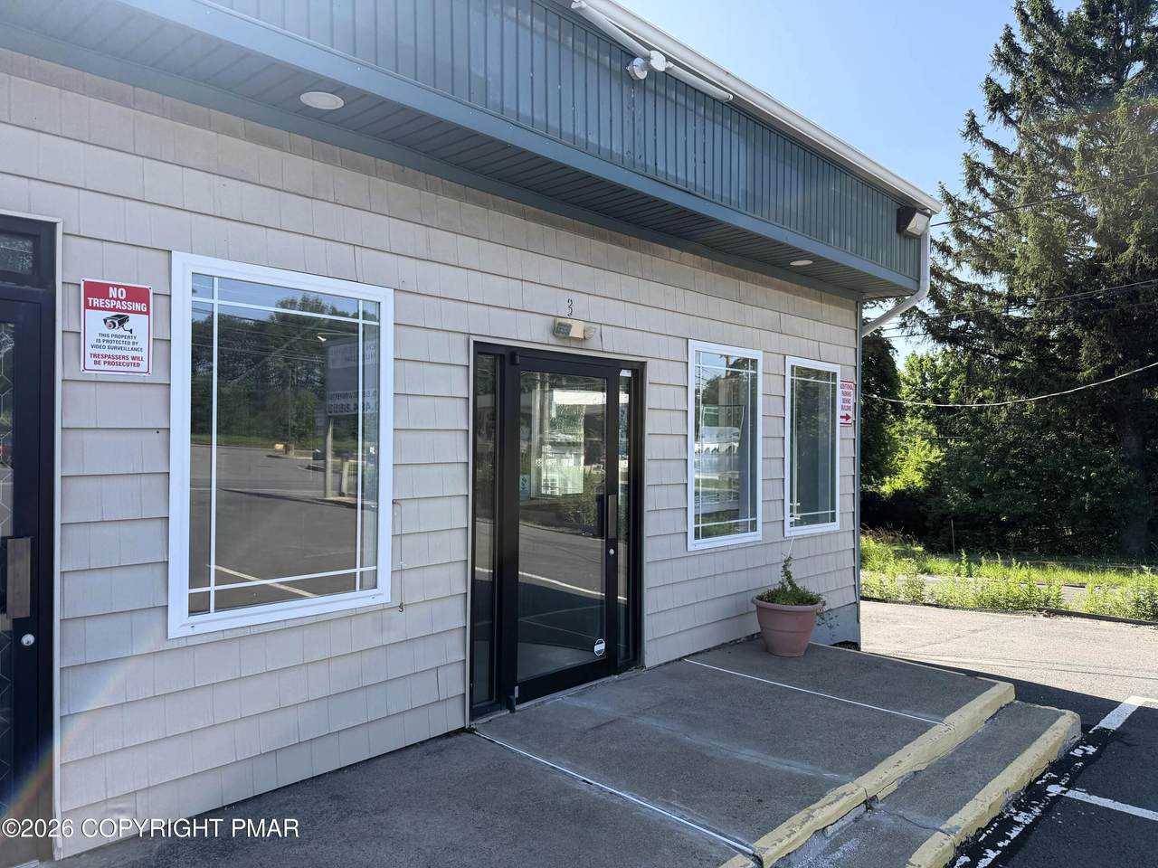29 Sterling Road - Photo 1