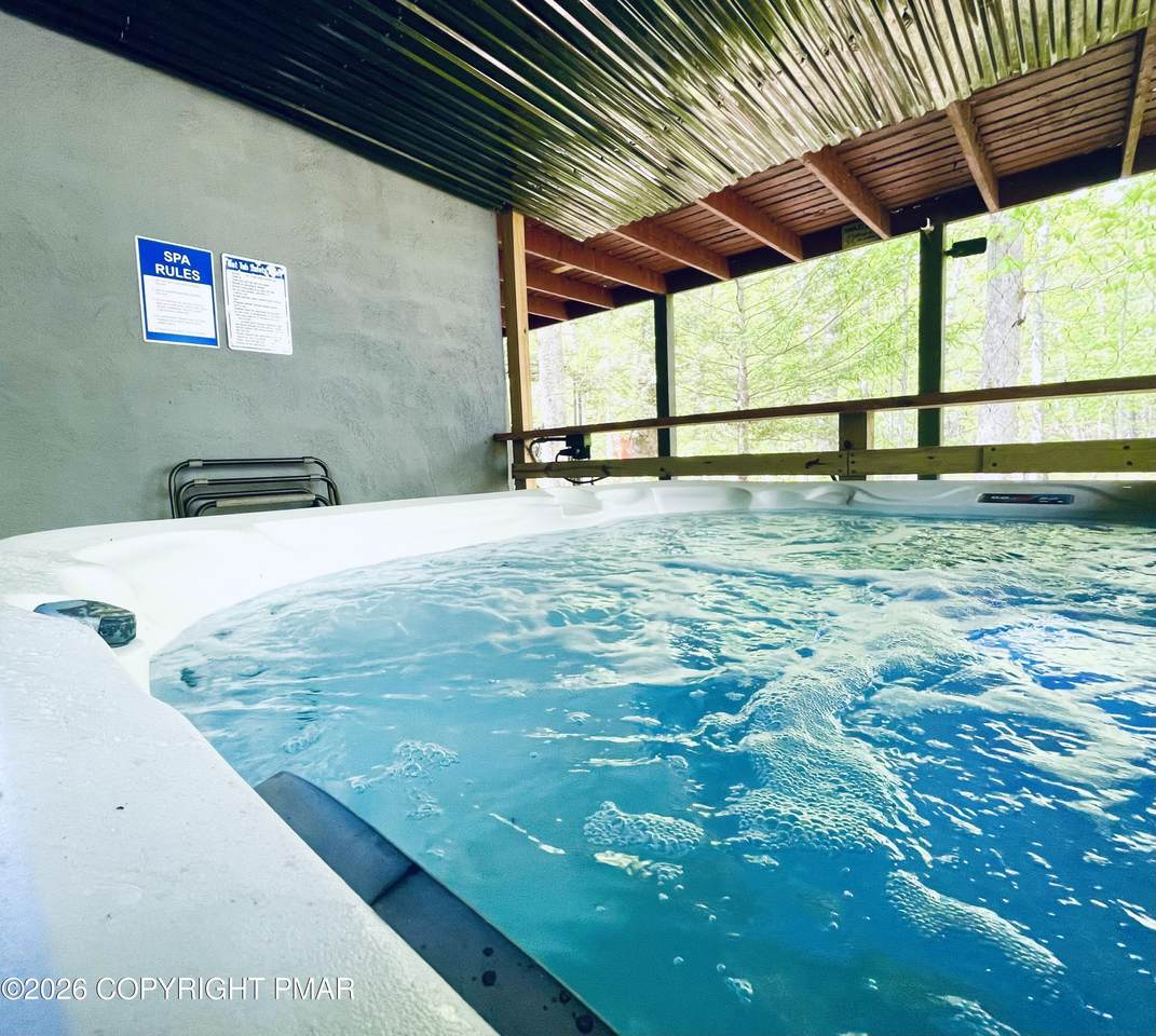 https://bt-photos.global.ssl.fastly.net/pocono/orig_boomver_2_PM-141657-2.jpg