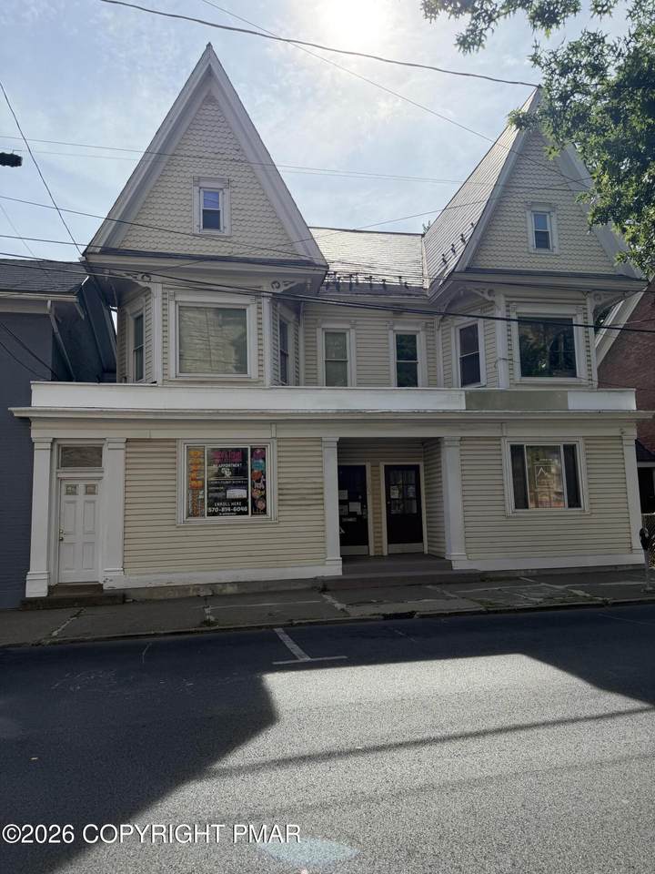 105 7th Street - Photo 1