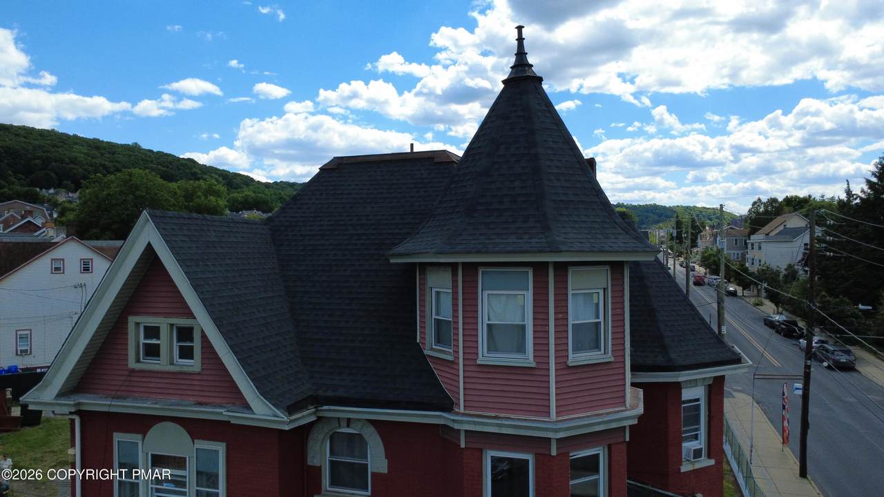 https://bt-photos.global.ssl.fastly.net/pocono/1280_boomver_2_PM-142157-2.jpg
