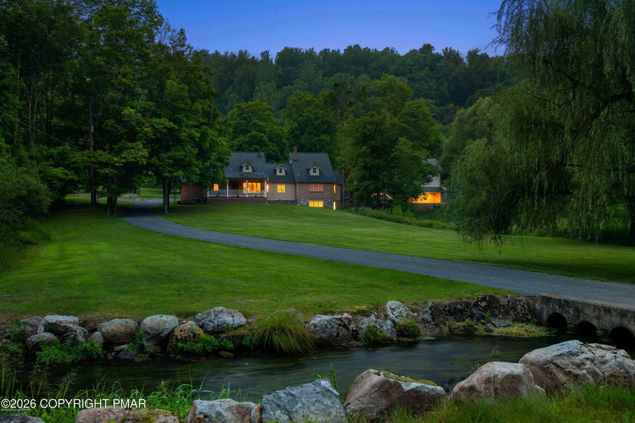 https://bt-photos.global.ssl.fastly.net/pocono/1280_boomver_2_PM-142426-2.jpg