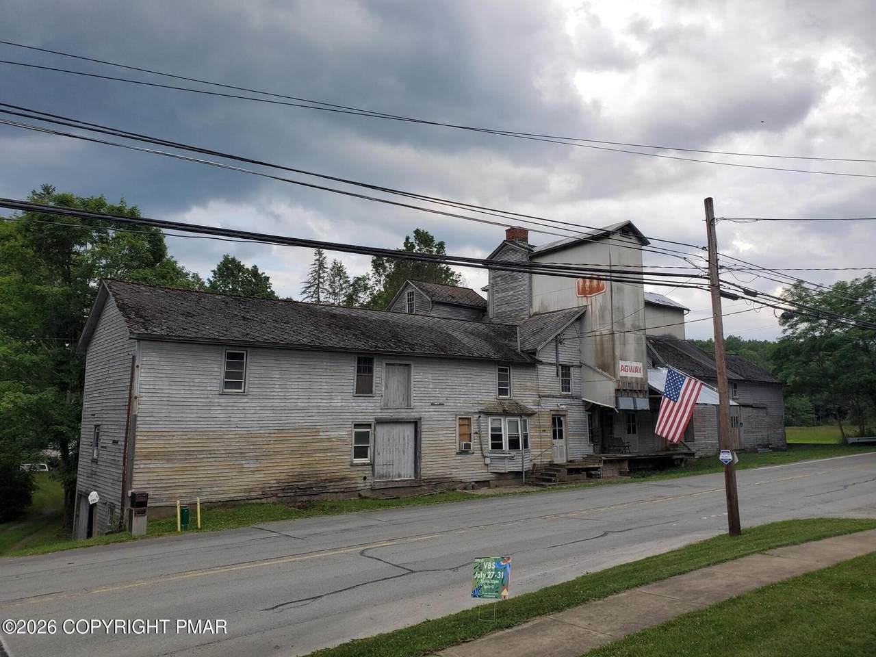 https://bt-photos.global.ssl.fastly.net/pocono/1280_boomver_2_PM-142794-2.jpg