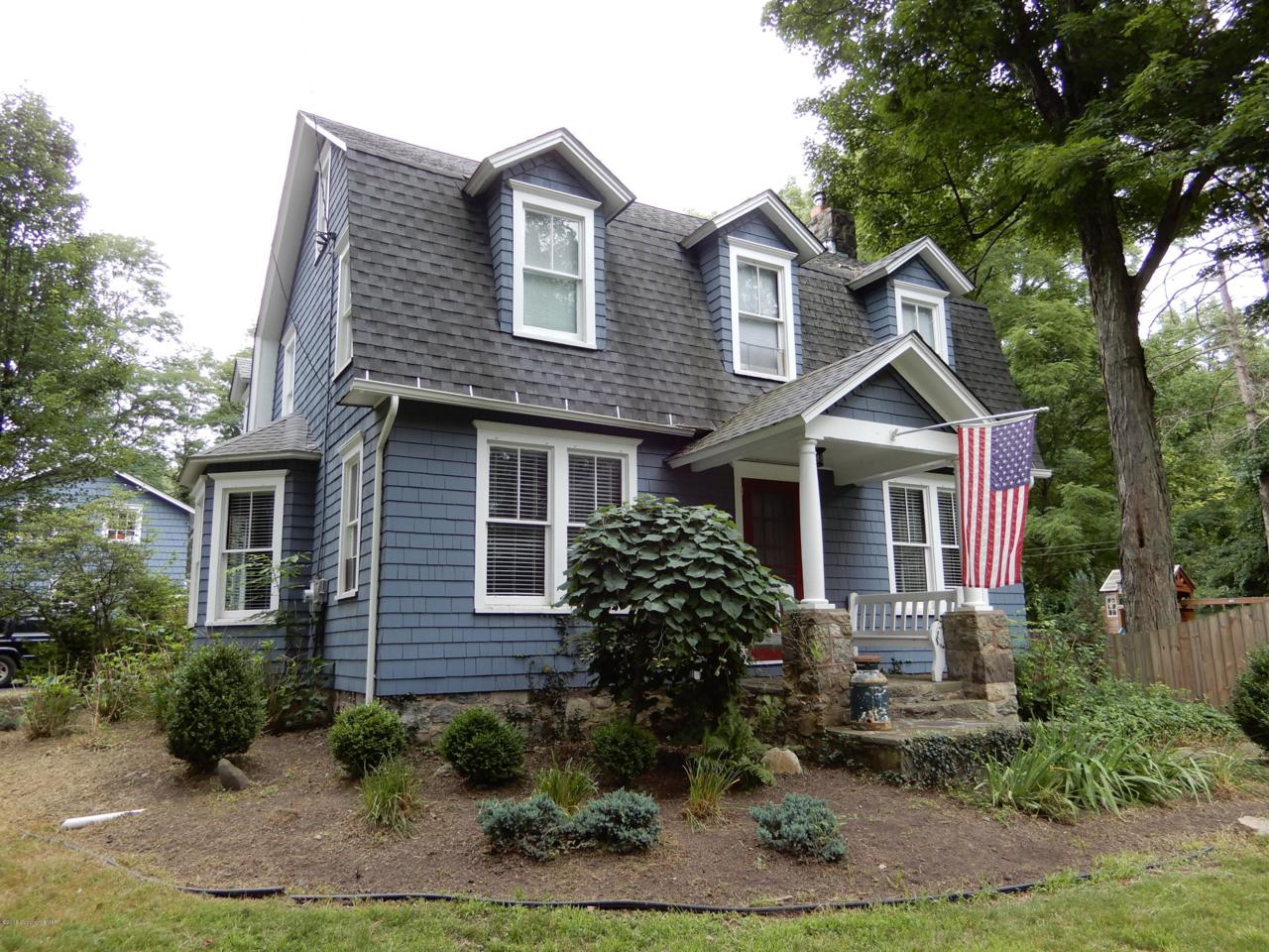 304 Upper Swiftwater Rd - Photo 1