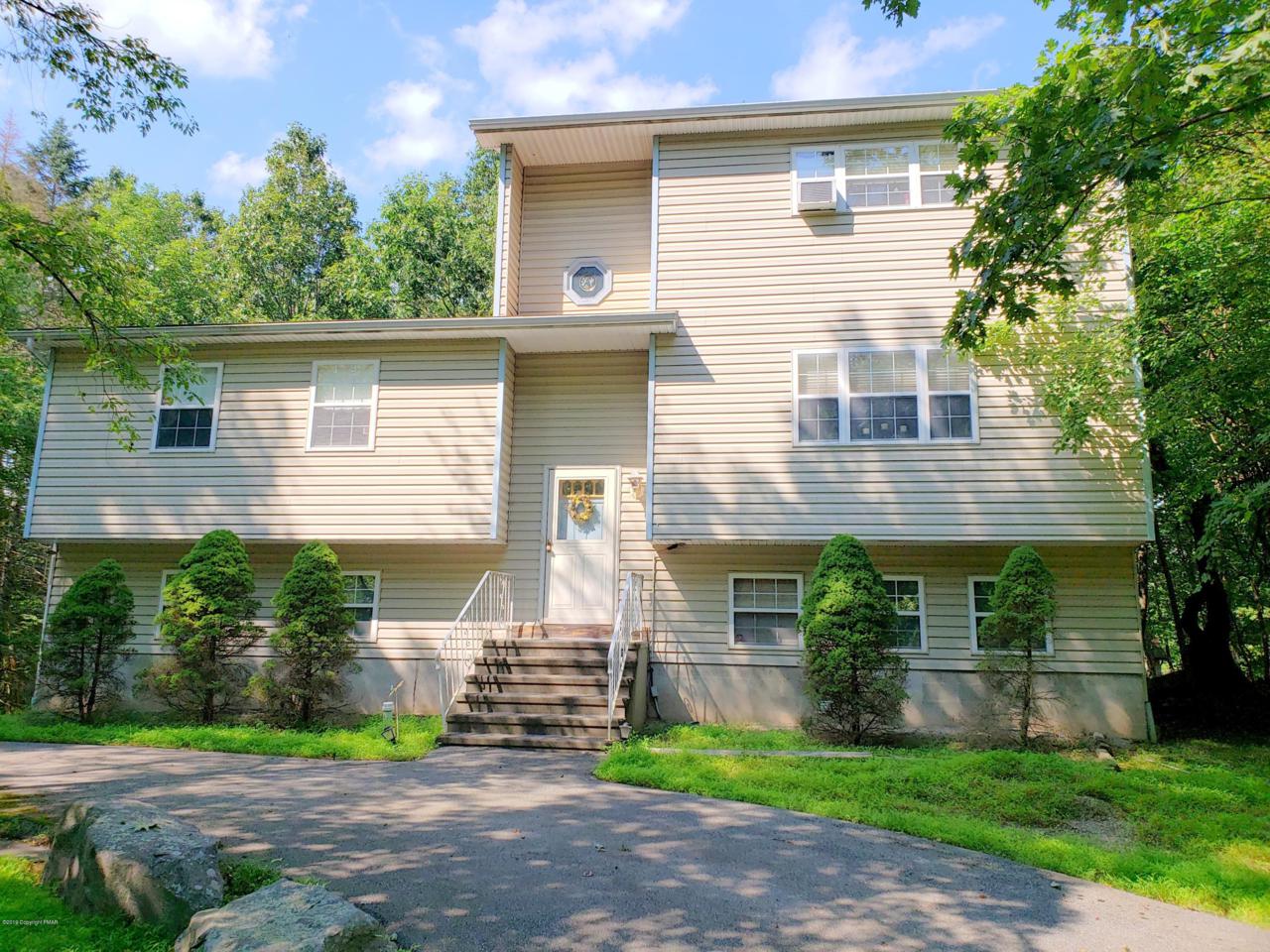106 Clover Lane - Photo 1