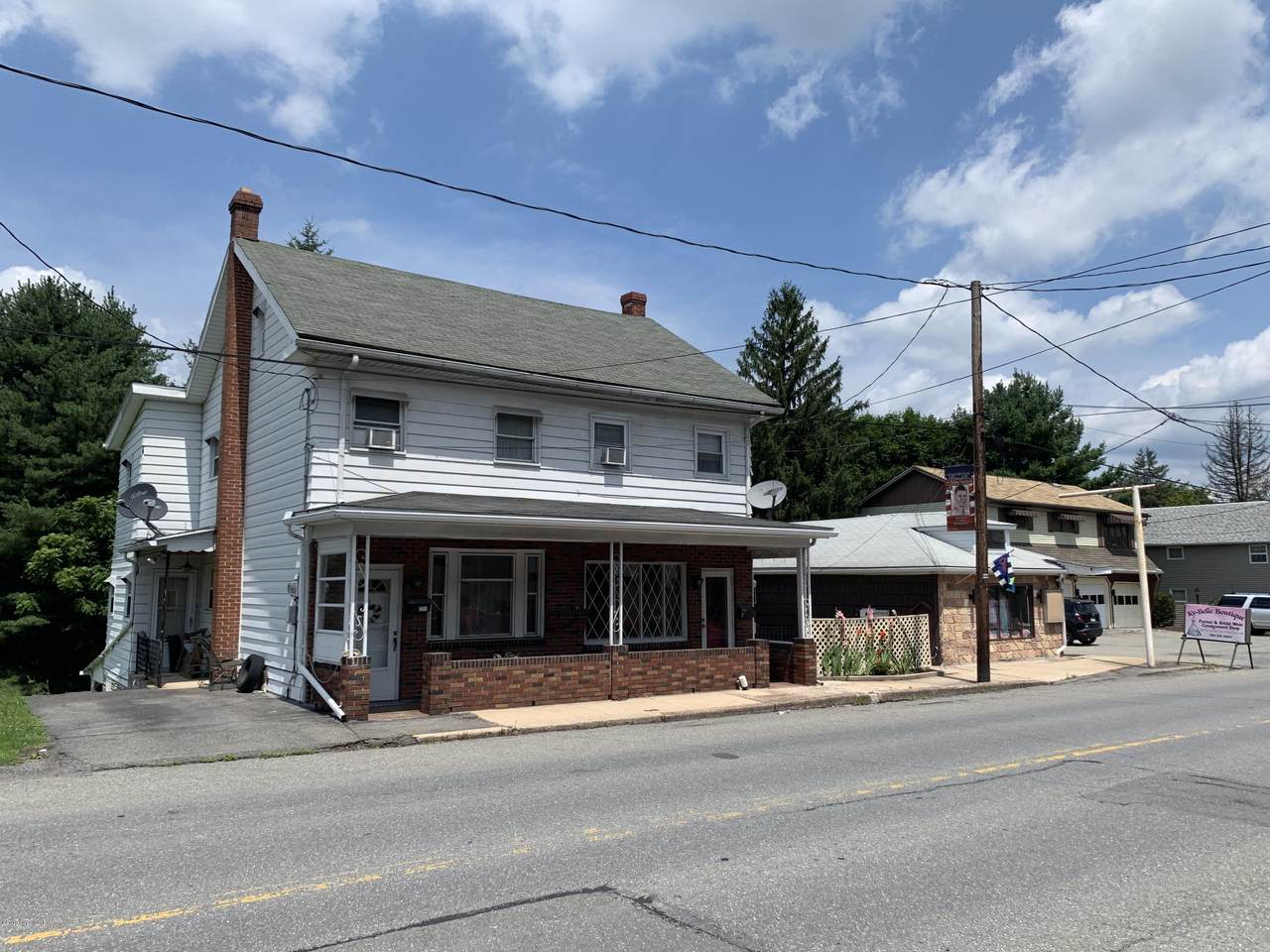 334 Catawissa St - Photo 1