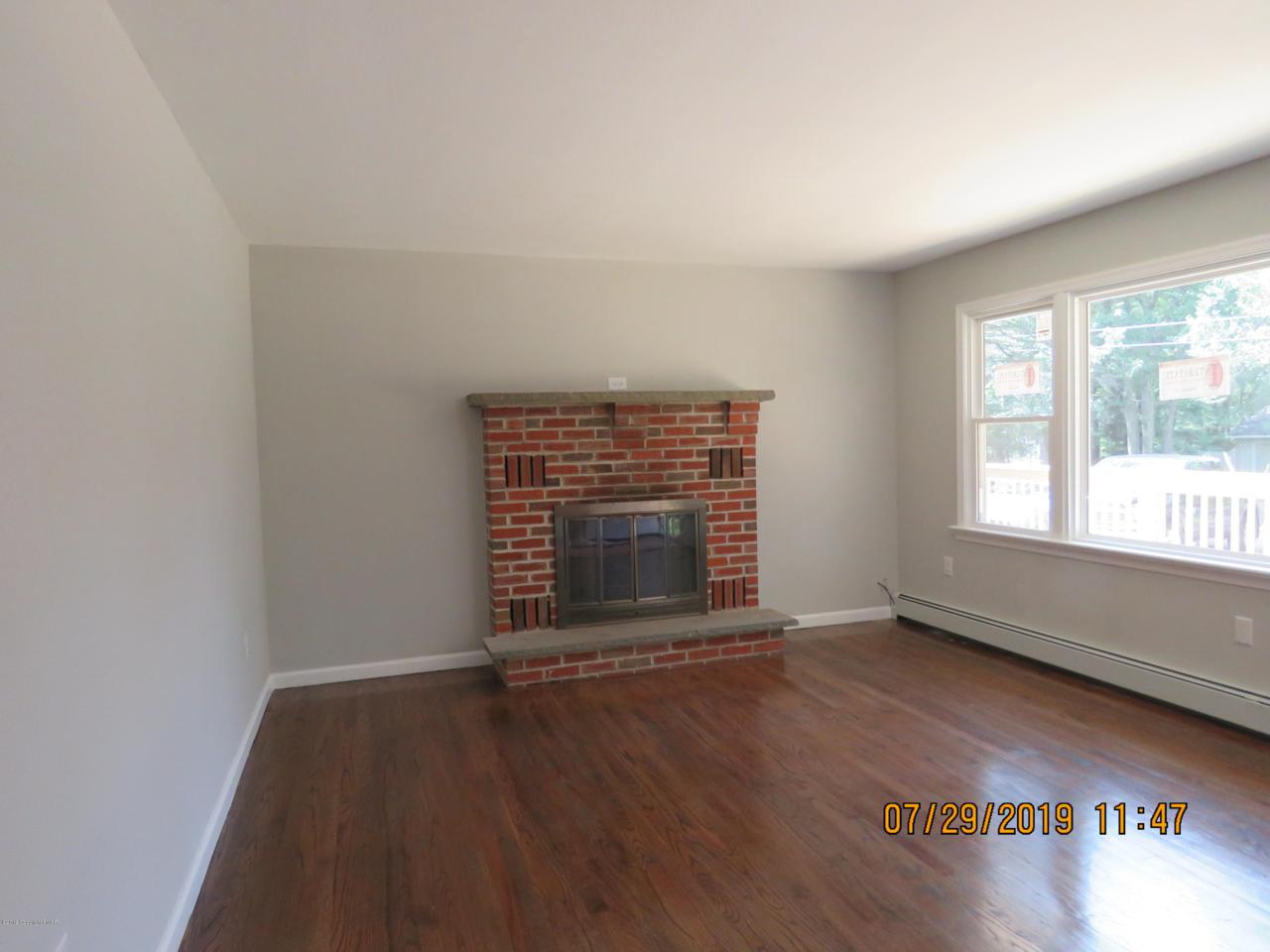 158 Stillwater Dr - Photo 1