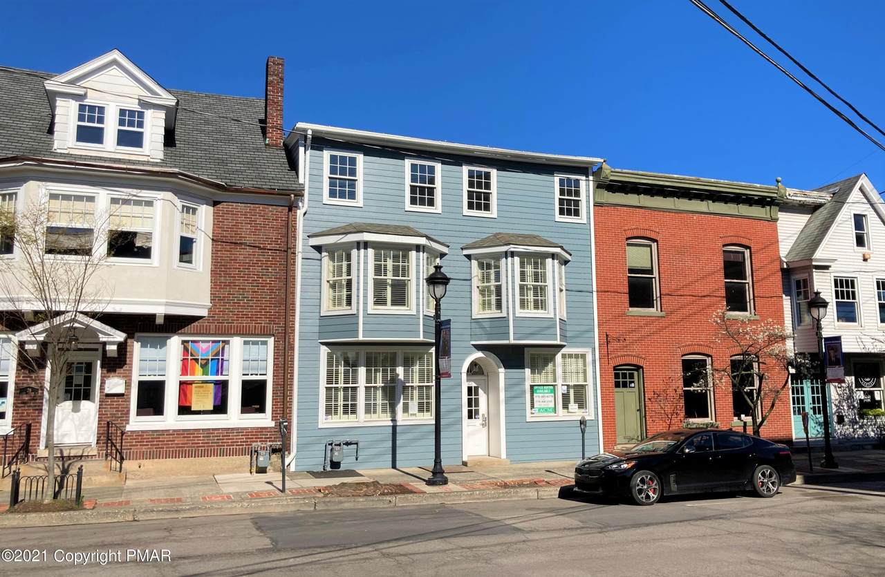 24 7Th St - Photo 1