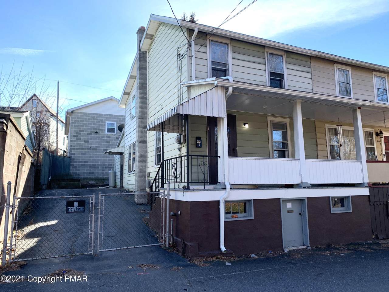 312 Front Street - Photo 1
