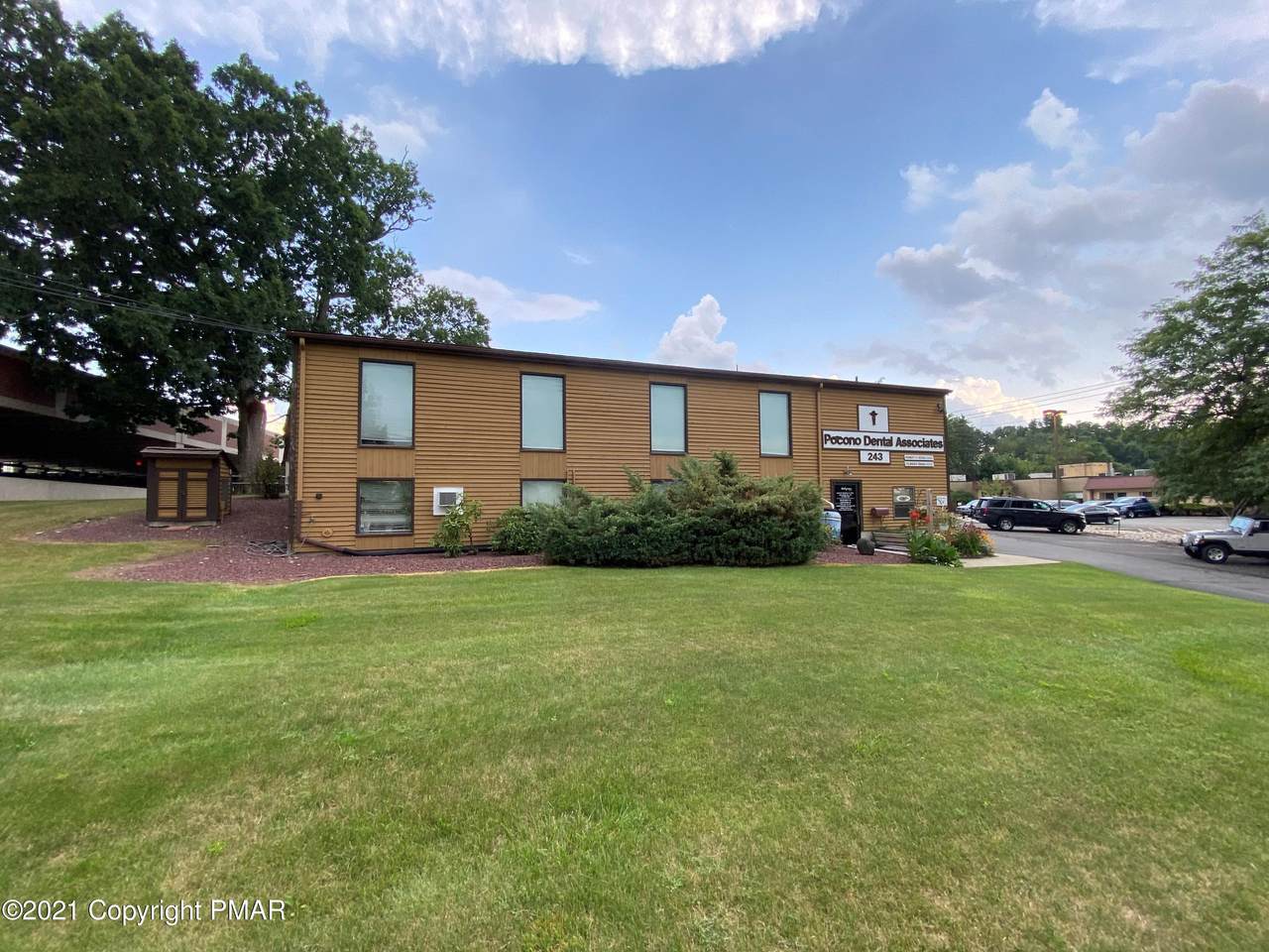 243 Brown St - Photo 1