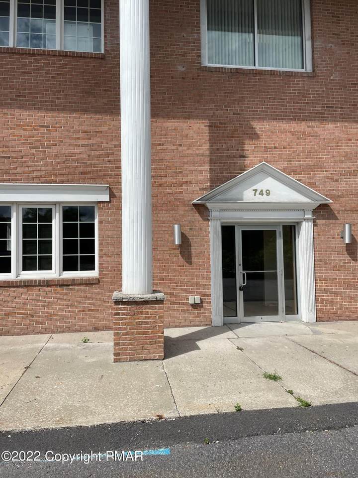 749 Northern Blvd, A - Photo 1
