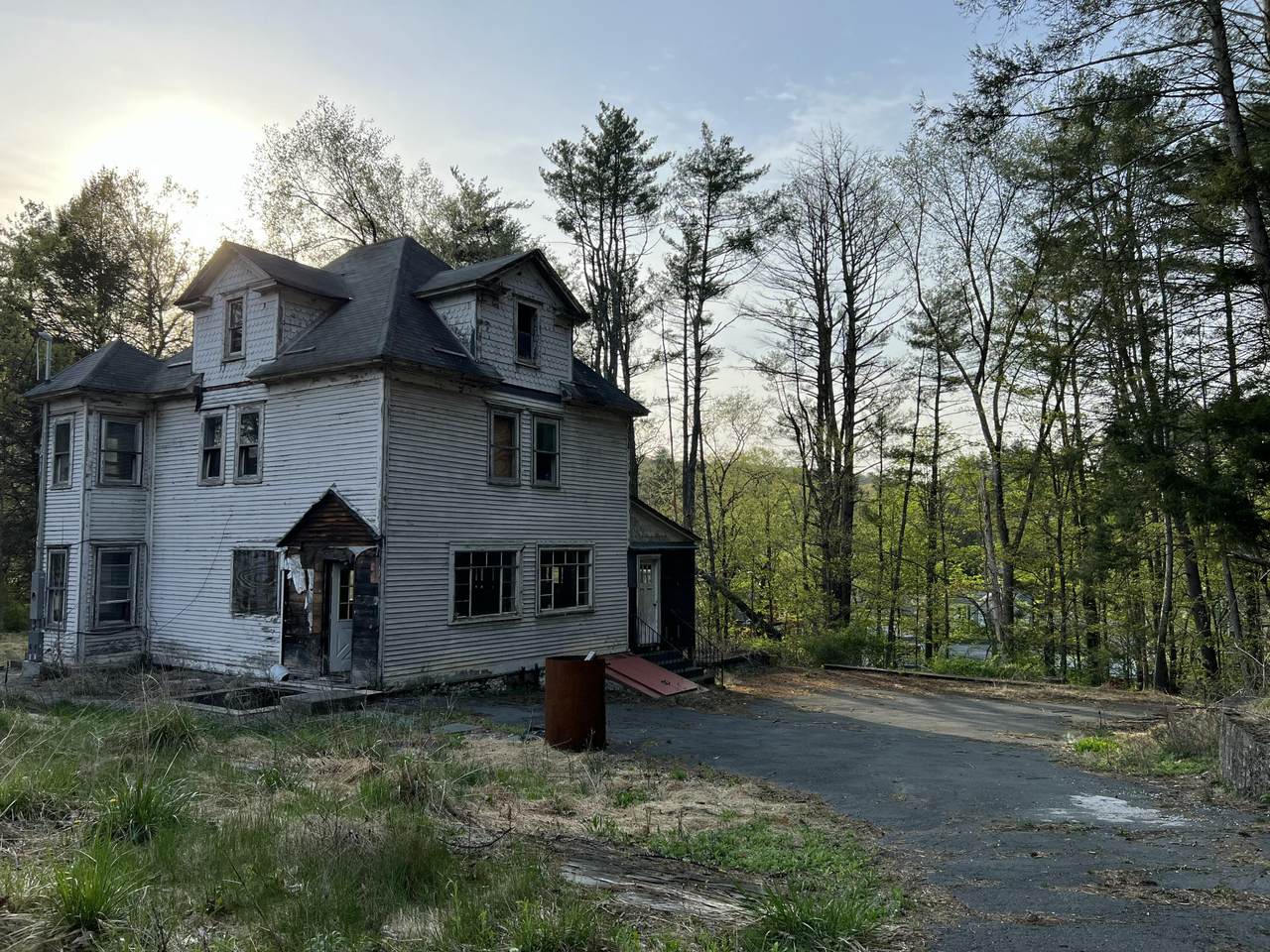 2320 Paradise Trail - Photo 1