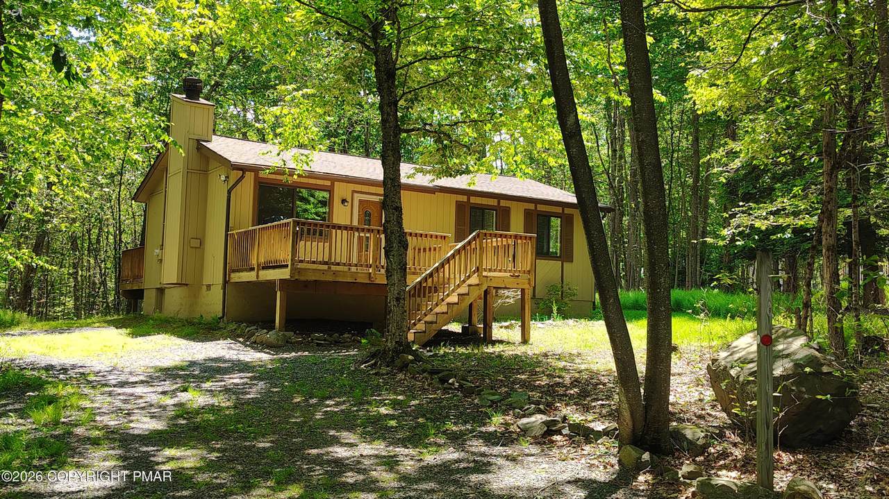 391 Berry Lane - Photo 1