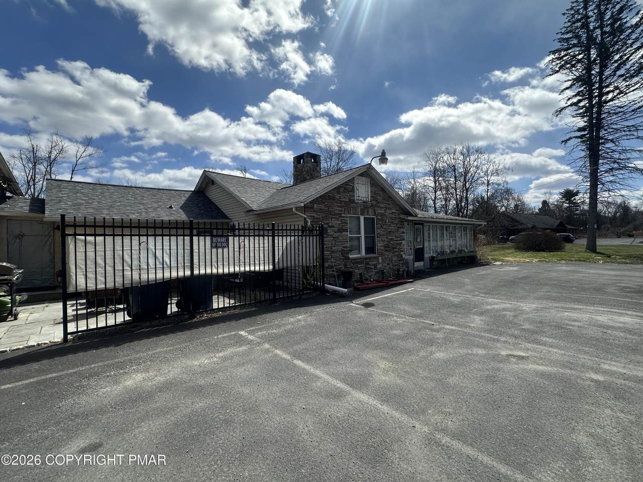 https://bt-photos.global.ssl.fastly.net/pocono/1280_boomver_2_PM-139777-2.jpg