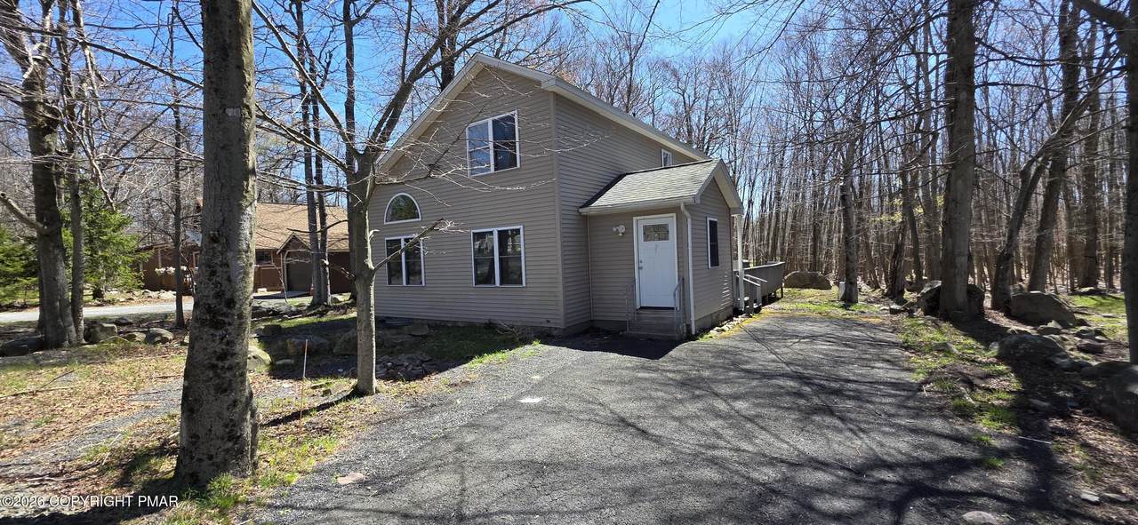 655 Country Place Drive - Photo 1