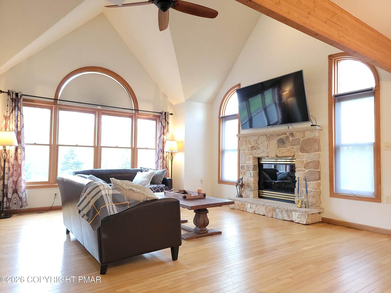 https://bt-photos.global.ssl.fastly.net/pocono/1280_boomver_3_PM-141214-2.jpg