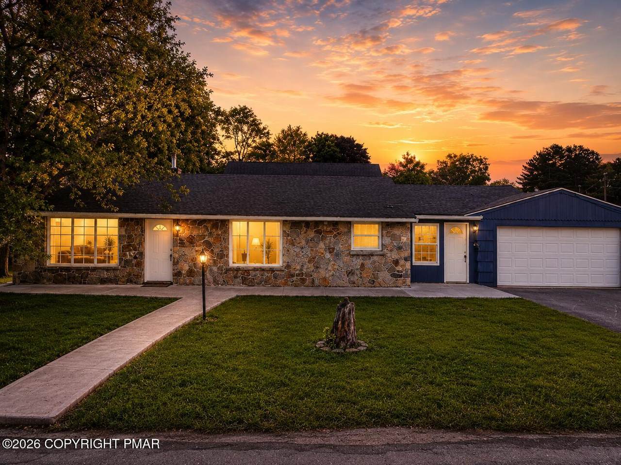 95 10th Street - Photo 1