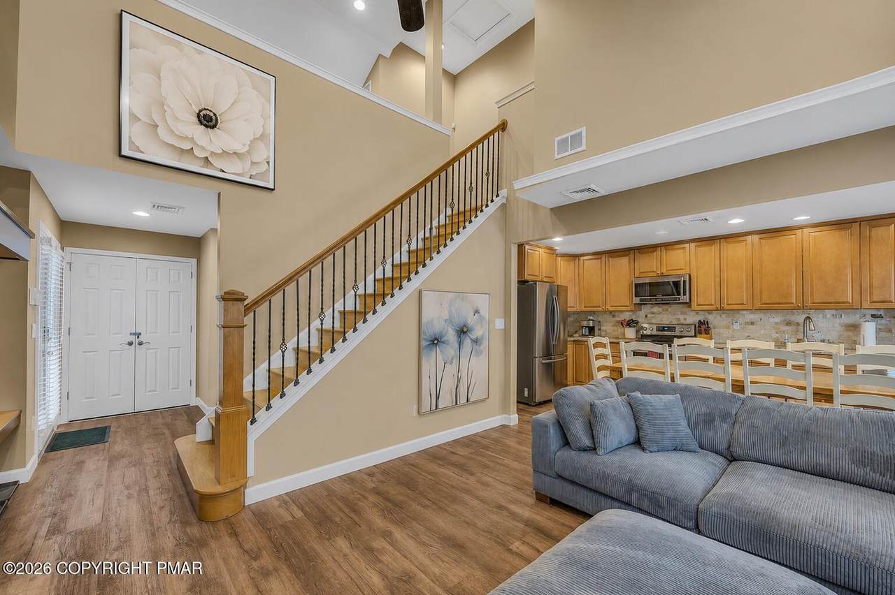 12 Beachwood Court - Photo 1