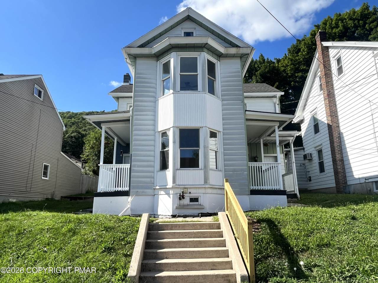 532 South Avenue - Photo 1