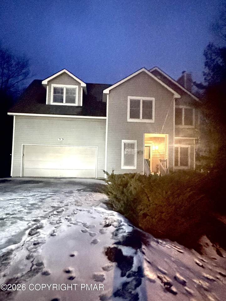 132 Laurel Court - Photo 1