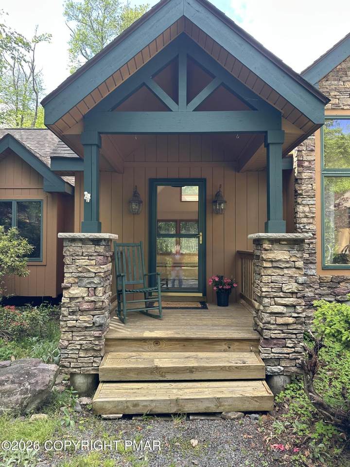 https://bt-photos.global.ssl.fastly.net/pocono/1280_boomver_4_PM-141480-2.jpg