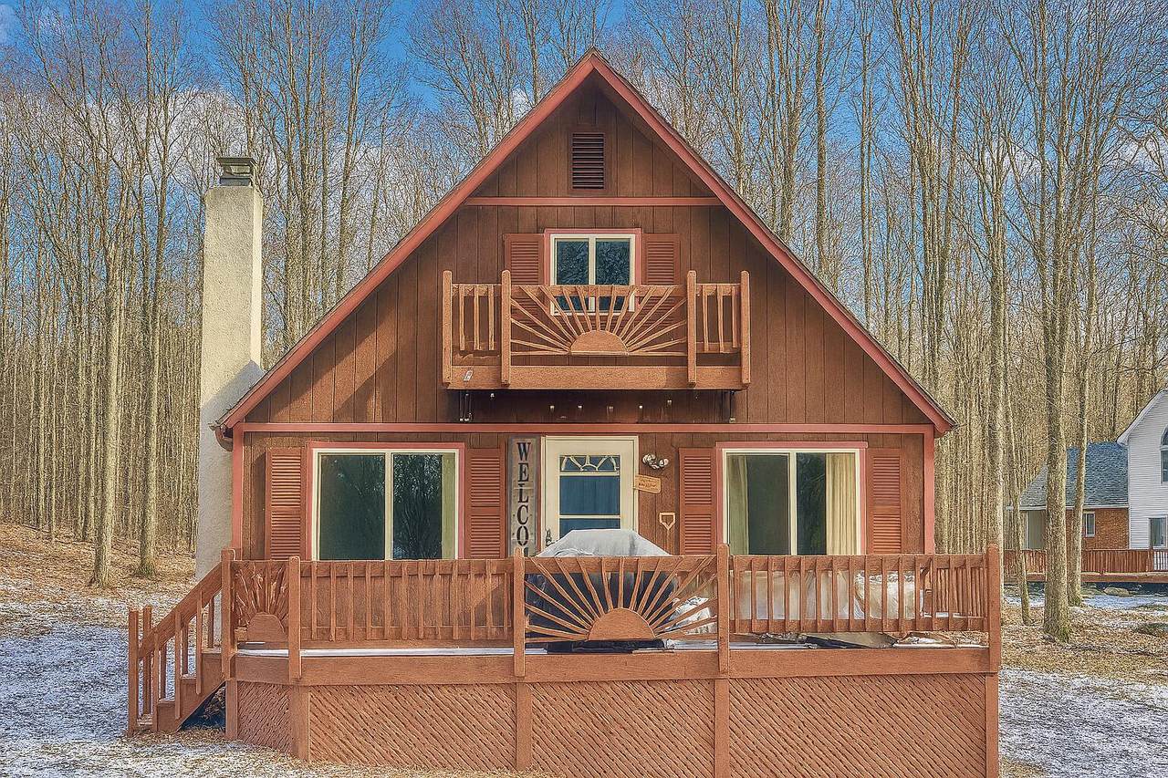 174 Bushkill Drive - Photo 1