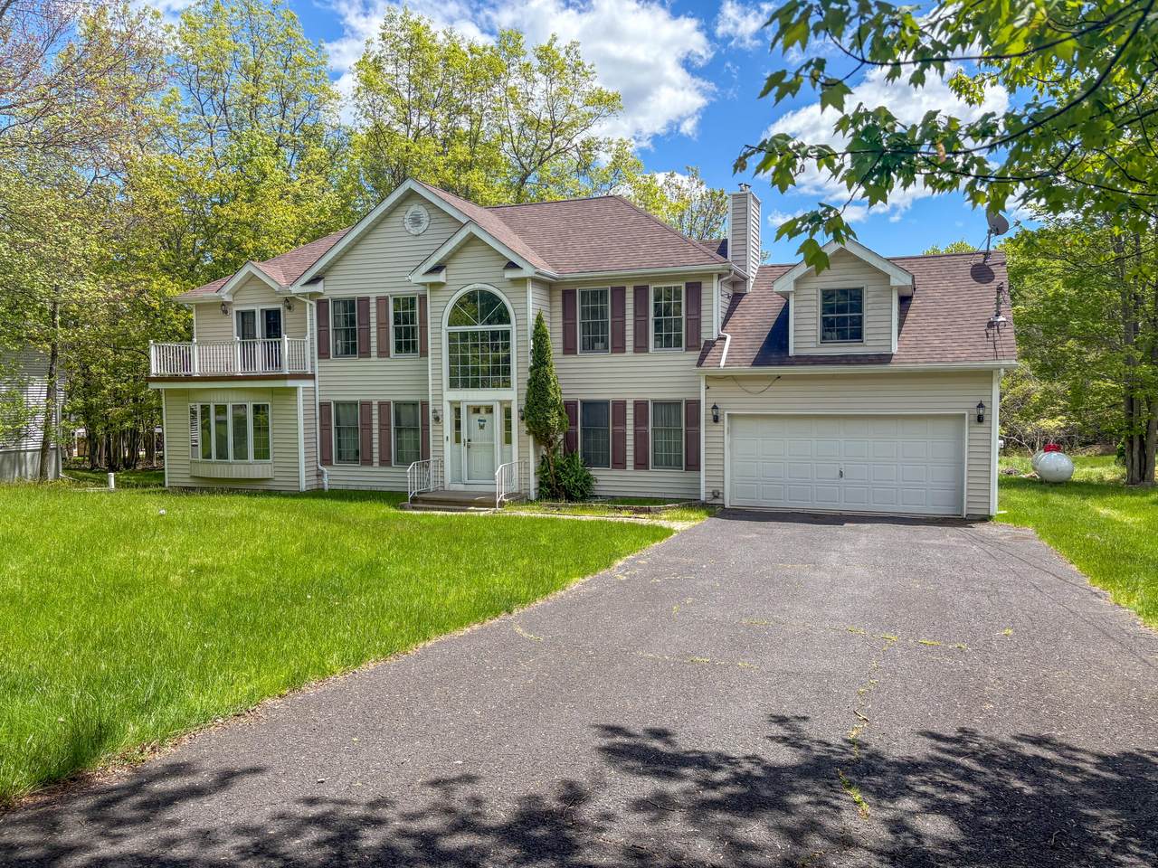 439 Cedar Drive - Photo 1