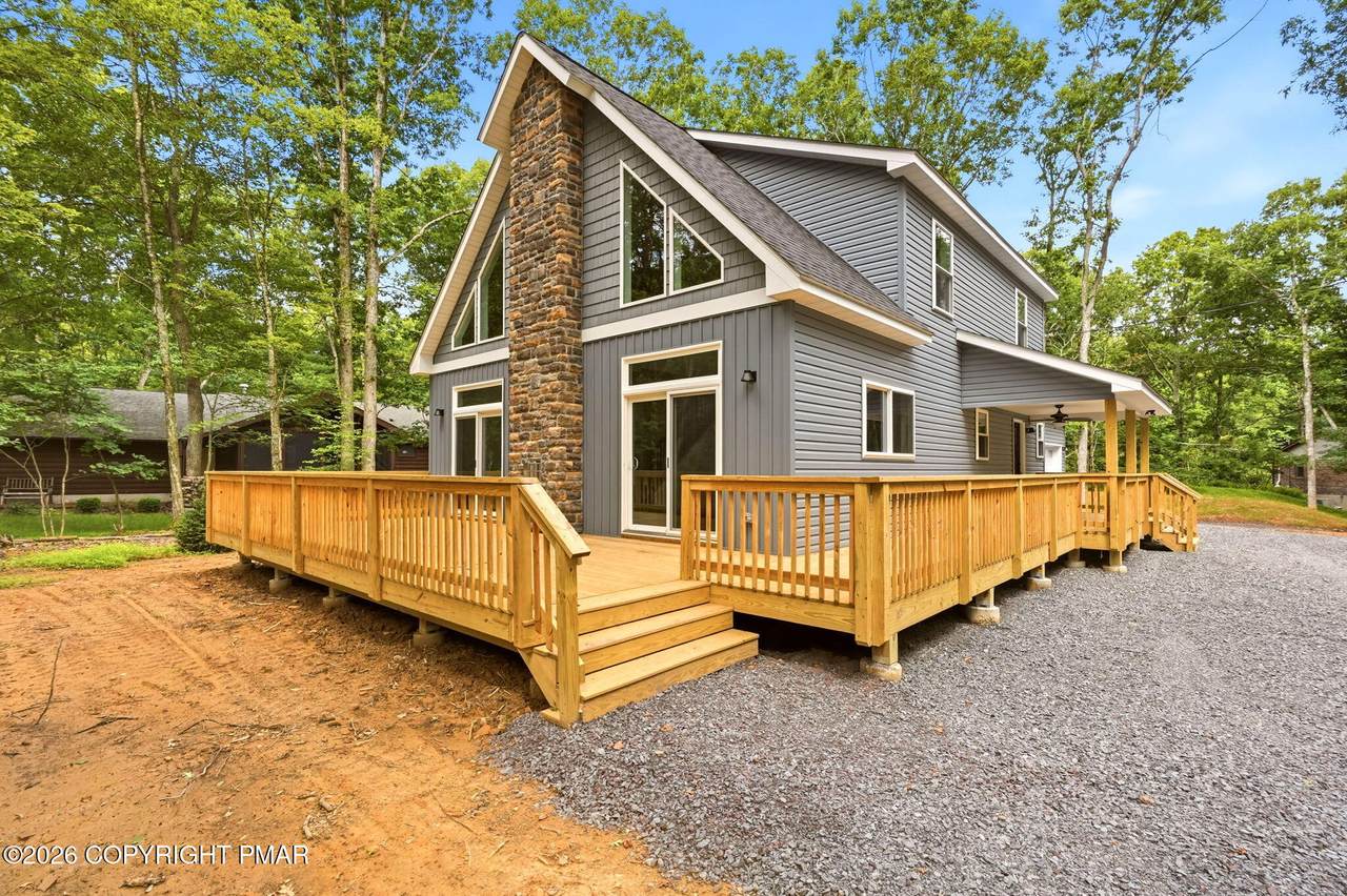 101 White Oak Drive - Photo 1