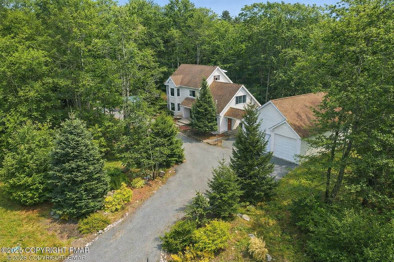 322 Scenic Drive - Photo 1