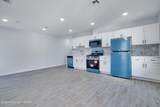 523 Sarah Street - Photo 7