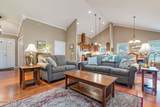 317 Golden Oaks Drive - Photo 6