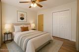 1142 Yorkshire Lane - Photo 19
