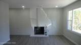 2556 Delaware Drive - Photo 7