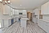 557 Marco Way - Photo 2