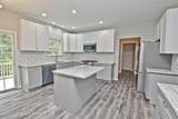 557 Marco Way - Photo 3