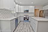 557 Marco Way - Photo 4