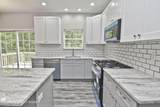 557 Marco Way - Photo 5
