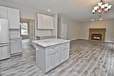 557 Marco Way - Photo 7