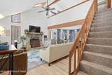61 Lindsay Mews - Photo 32