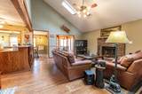 1328 Winding Way - Photo 5