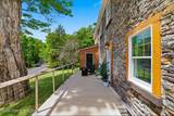 2408 Clearview Avenue - Photo 3