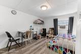 212 Bromley Avenue - Photo 8