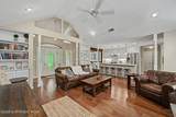 305 Meadowbrook Court - Photo 11