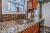 24 Van Doren Mews - Photo 16