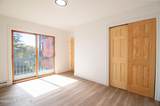 1142 Yorkshire Lane - Photo 15