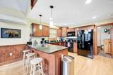 136 Pineknoll Drive - Photo 19