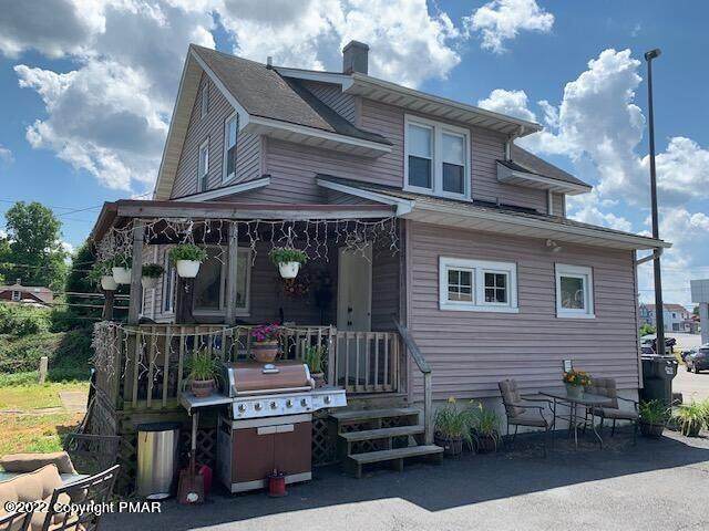 874 9Th St - Photo 1
