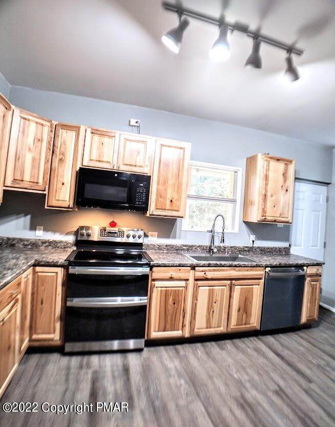 142 Bankway St - Photo 1