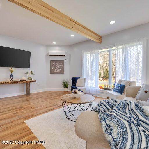 681 Main St - Photo 1